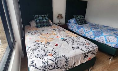 CASA ESQUINERA VENTILADA, ILUMINADA,  DOS  PISOS, CHIA FONQUETA,EDAD 4 AÑOS, 2 PISOS, DOS PARQUEADEROS ,TIENE HIPOTECA  BANCOLOMBIA, ZONA SOCIAL DEL C