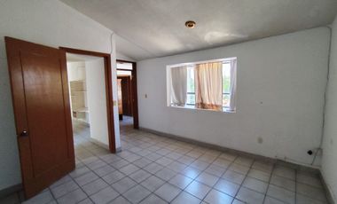 Casa en Renta en Querétaro, Tejeda Corregidora. 330 m2 construcción Ideal para Oficina a Puerta Cerrada.