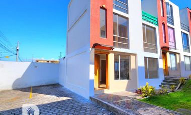REMATO Casa 3 dormitorios 2 parqueaderos Cashapamba Valle de los Chillos OPORTUNIDAD