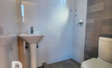 REMATO Casa 3 dormitorios 2 parqueaderos Cashapamba Valle de los Chillos OPORTUNIDAD