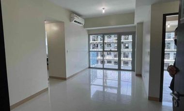 Good Deal 2 Bedroom 2BR Unit for Sale in Bayshore 2 Paranaque City