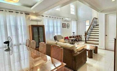 🌴 Live in Luxury at Versailles Alabang Village – House & Lot for Sale! 🌴