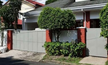 FOR SALE OR RENT: 5 BEDROOM SAN JOSE VILLAGE ALABANG MUNTINLUPA CITY