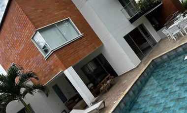 CASA  CAMPESTRE  TIERRA QUIMBAYA