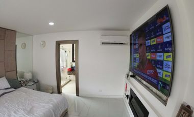 Alquiler Casa en Samborondón 5 dormitorios moderna piscina remodelada - C230