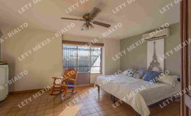 CASA EN VENTA EN RAQUET CLUB II