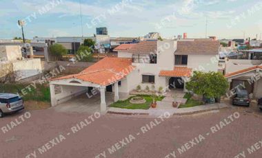 CASA EN VENTA EN RAQUET CLUB II