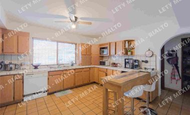 CASA EN VENTA EN RAQUET CLUB II