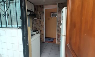 CASA AISLADA EN LA CISTERNA