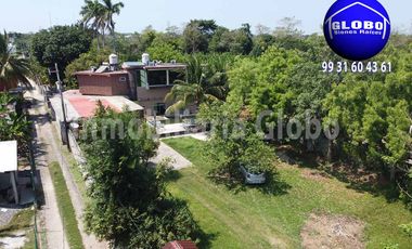 Casa grande en venta, Ranchería Ixtacomitán 3a Sección, cerca de Costco, amplios espacios.
