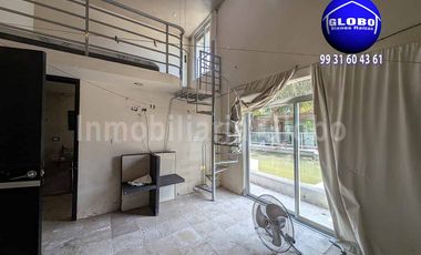 Casa grande en venta, Ranchería Ixtacomitán 3a Sección, cerca de Costco, amplios espacios.