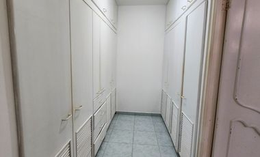 Departamento en venta con vista a la playa y al puerto de Manta, muy cerca del Mall del Pacifico