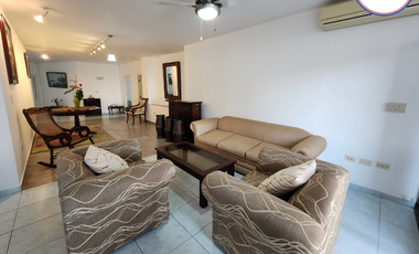 Departamento en venta con vista a la playa y al puerto de Manta, muy cerca del Mall del Pacifico