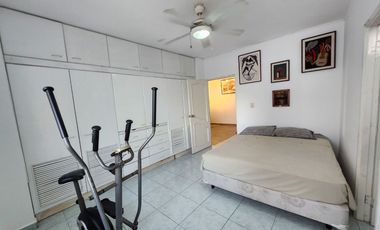 Departamento en venta con vista a la playa y al puerto de Manta, muy cerca del Mall del Pacifico