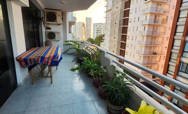 Departamento en venta con vista a la playa y al puerto de Manta, muy cerca del Mall del Pacifico
