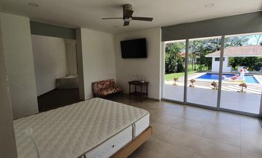 ESPECTACULAR CASA CAMPESTRE