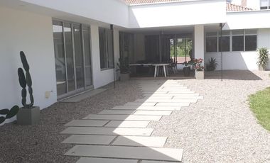 ESPECTACULAR CASA CAMPESTRE