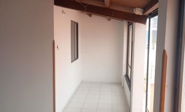 APARTAMENTO DUPLEX  EN VENTA EN EL ALARCON, AREA DE 220 M2