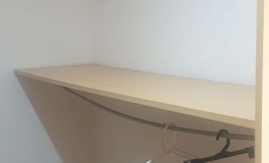 ALQUILER  DPTO DOS AMBIENTES EN IMPORTANTE EDIFICIO. MORON CENTRO