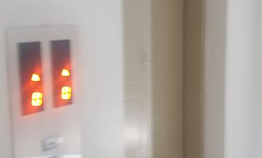 ALQUILER  DPTO DOS AMBIENTES EN IMPORTANTE EDIFICIO. MORON CENTRO