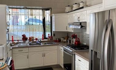 CASA EN LOMA DE VALLESCONDIDO, ZONA ESMERALDA