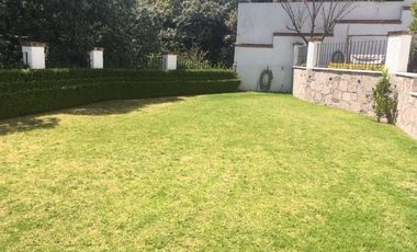 CASA EN LOMA DE VALLESCONDIDO, ZONA ESMERALDA