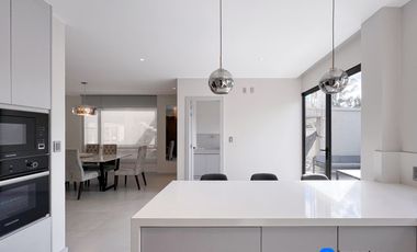 Pre venta de casas  y duplex en el capulí, sur de la ciudad cerca de la Universidad Nacional de Loja