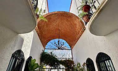 Penthouse Estilo Colonial Mexicano en el Corazón de Playa del Carmen Ubicación privilegiada, encanto tradicional y potencial de inversión