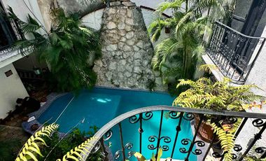 Penthouse Estilo Colonial Mexicano en el Corazón de Playa del Carmen Ubicación privilegiada, encanto tradicional y potencial de inversión