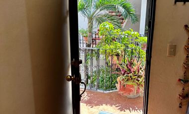 Penthouse Estilo Colonial Mexicano en el Corazón de Playa del Carmen Ubicación privilegiada, encanto tradicional y potencial de inversión