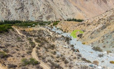 Venta terreno de 1 hectárea en el mágico Cochiguaz, Valle del Elqui. $75 millones