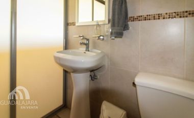 ELEGANTE HOTEL A LA VENTA EN LA PERLA FRANCISCO TOLENTINO