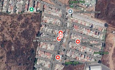 CASA EN REMATE EN PEDREGAL DEL BOSQUE FRACC ZIMALTA EN TLAQUEPAQUE