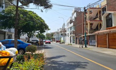 SE ALQUILA AMPLIA CASA EN SURCO - URB. SAGITARIO!!!