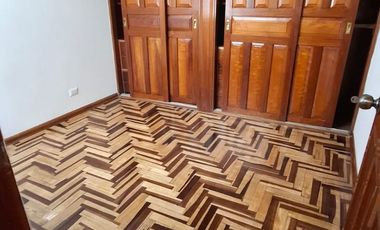 SE ALQUILA AMPLIA CASA EN SURCO - URB. SAGITARIO!!!
