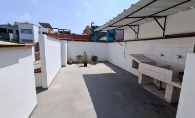 SE ALQUILA AMPLIA CASA EN SURCO - URB. SAGITARIO!!!