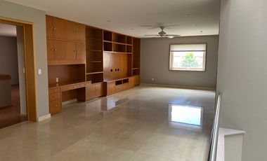 ESPECTACULAR CASA EN VENTA EN HACIENDA SANTA FE