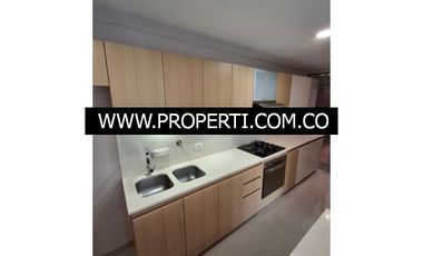 Apartamento en Arriendo Sector Loma de los Benedictinos - Envigado