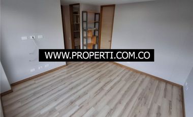 Apartamento en Arriendo Sector Loma de los Benedictinos - Envigado