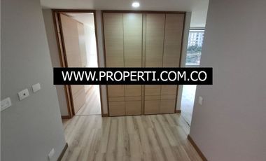 Apartamento en Arriendo Sector Loma de los Benedictinos - Envigado
