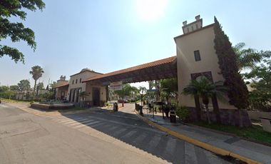 VENTA DE CASA GRANDE EN HACIENDA DE LA CUMBRE, TONALA, JALISCO.