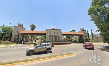 VENTA DE CASA GRANDE EN HACIENDA DE LA CUMBRE, TONALA, JALISCO.