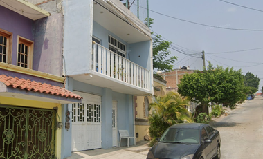 Casa en Remate Bancario en C. San Alberto, Santa Fe, Chiapas. (65% debajo de su valor comercial, solo recursos propios)