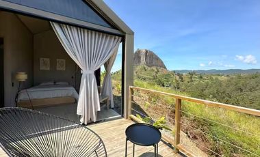 Venta lote con 2 cabañas, (AIrbnb)