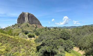 Venta lote con 2 cabañas, (AIrbnb)