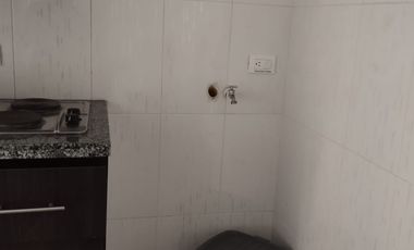 ARRIENDO APARTAESTUDIO CON ADMON  EN EL CENTRO DE BOGOTA