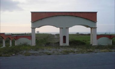 TERRENO DE 220M EN VENTA RIO VERDE ESMERALDAS