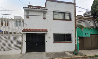 CASA EN VENTA EN CALLE DRAGON #71 PRADO CHURUBUSCO, COYOACAN