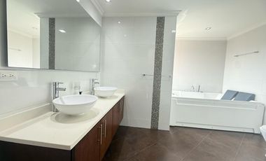 Penthouse Amoblado en Alquiler