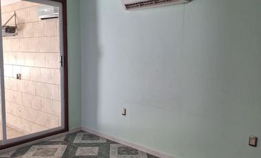 RENTO BONITA CASA EN SIGLO XXI